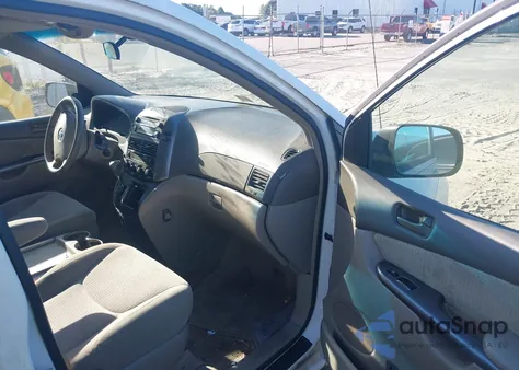 2008 Toyota Sienna Le z USA, uszkodzony, nr VIN 5TDZK23C48S189425